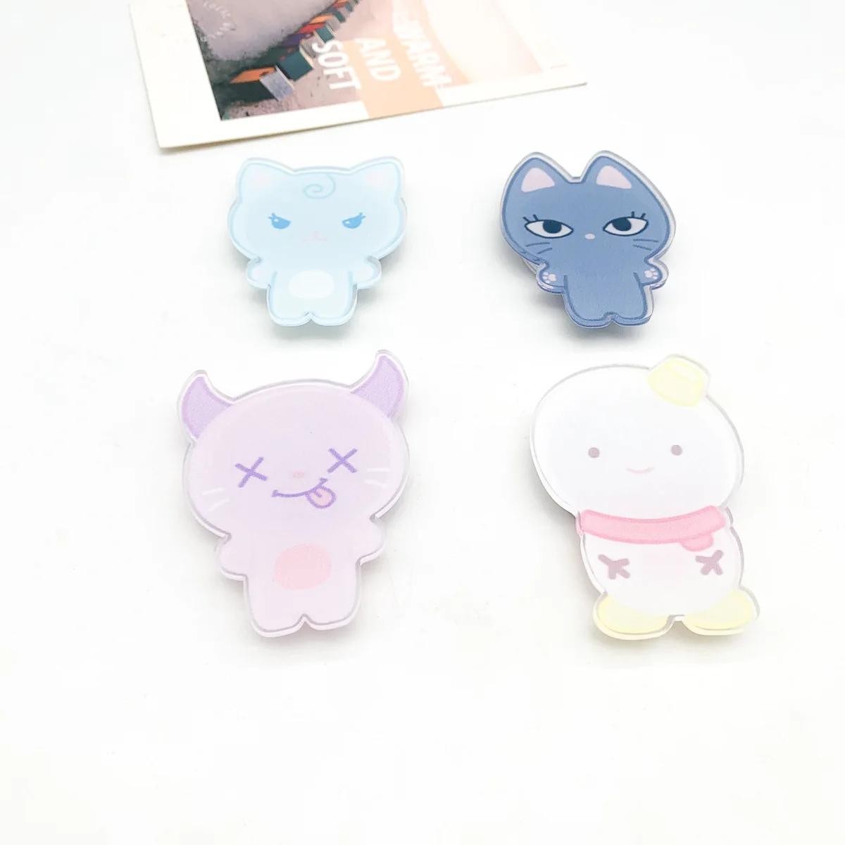 

KPOP KARINA WINTER NINGNING GISELLE DRAMA CITY Cartoon Animals Acrylic Phone Holder Extension Frame Finger Bracket Fans Gifts