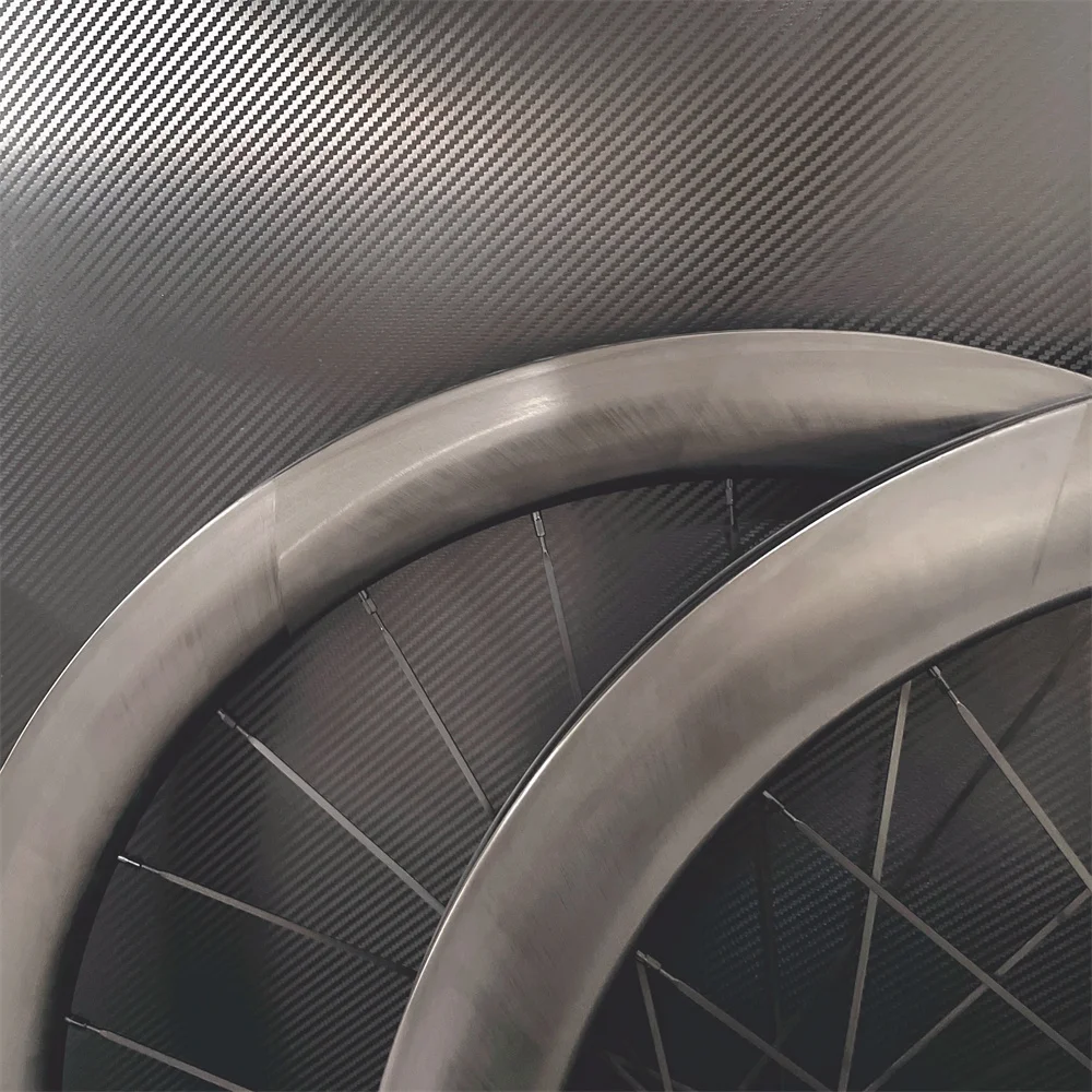 High Quality Carbon Road Wheels Disc Brake 6 bolts/Center Lock OEM Logo 700C Clincher 25mm Road Bike Carbon Wheelset
