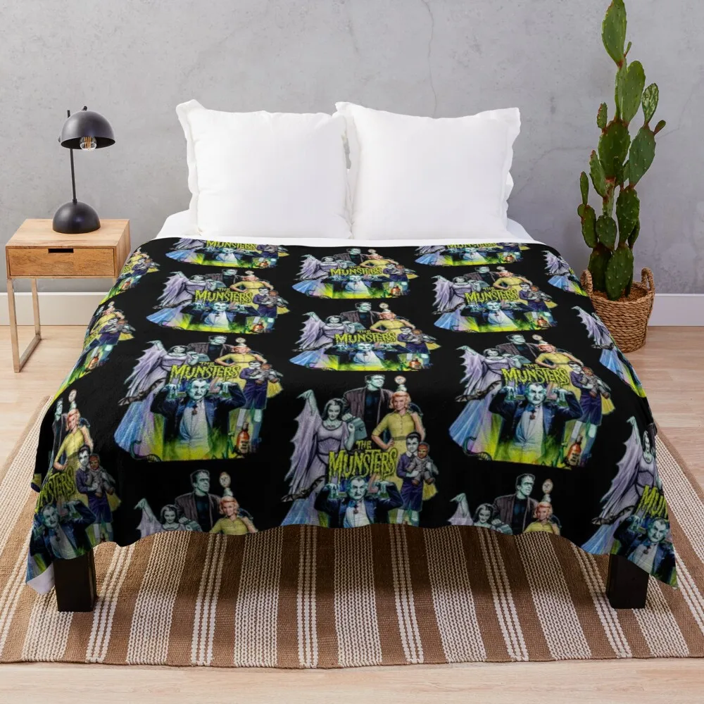 

THE MUNSTERS FAMILY PORTRAIT Classic T-Shirt Throw Blanket Sofa Blankets Soft Bed Blankets Big Thick Furry Couple Blanket