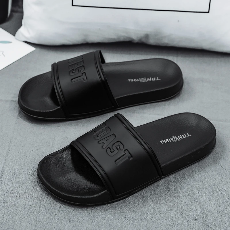 Men's Slippers New Anti slip Net Red Beach Slippers Men's Anti slip Home Indoor Shower Cool Fashion Outwear