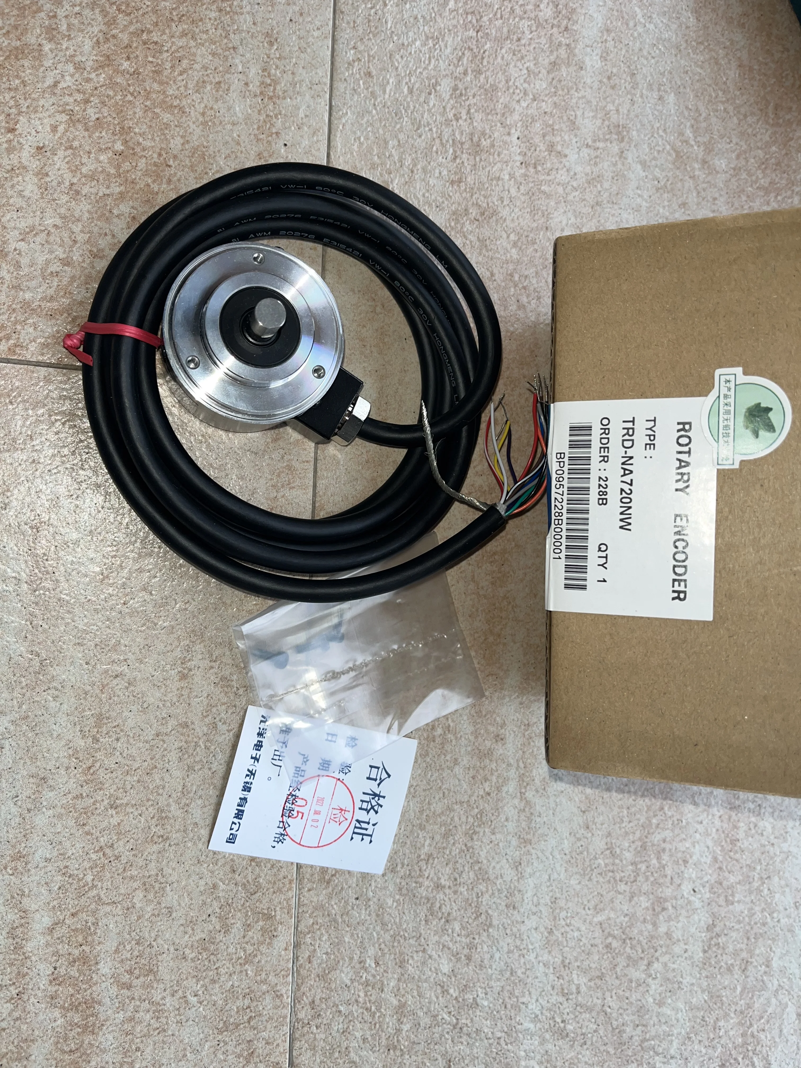 

New original genuine KOYO absolute real photoelectric rotary encoder TRD-NA720NW 12-24V