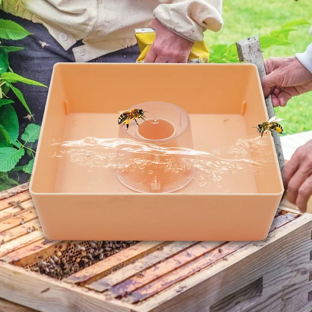 Európai Stílusú Négyzet Alakú Méh -Adagoló Kb. 2 Liter Kapacitás