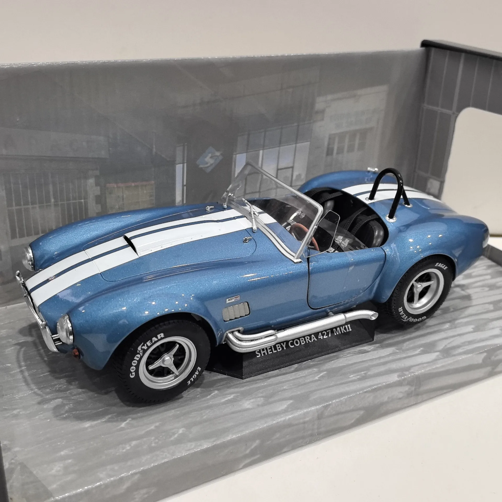 SOLIDO 1:18 SHELBY AC COBRA 427 MKII #7 Simulation Alloy Car