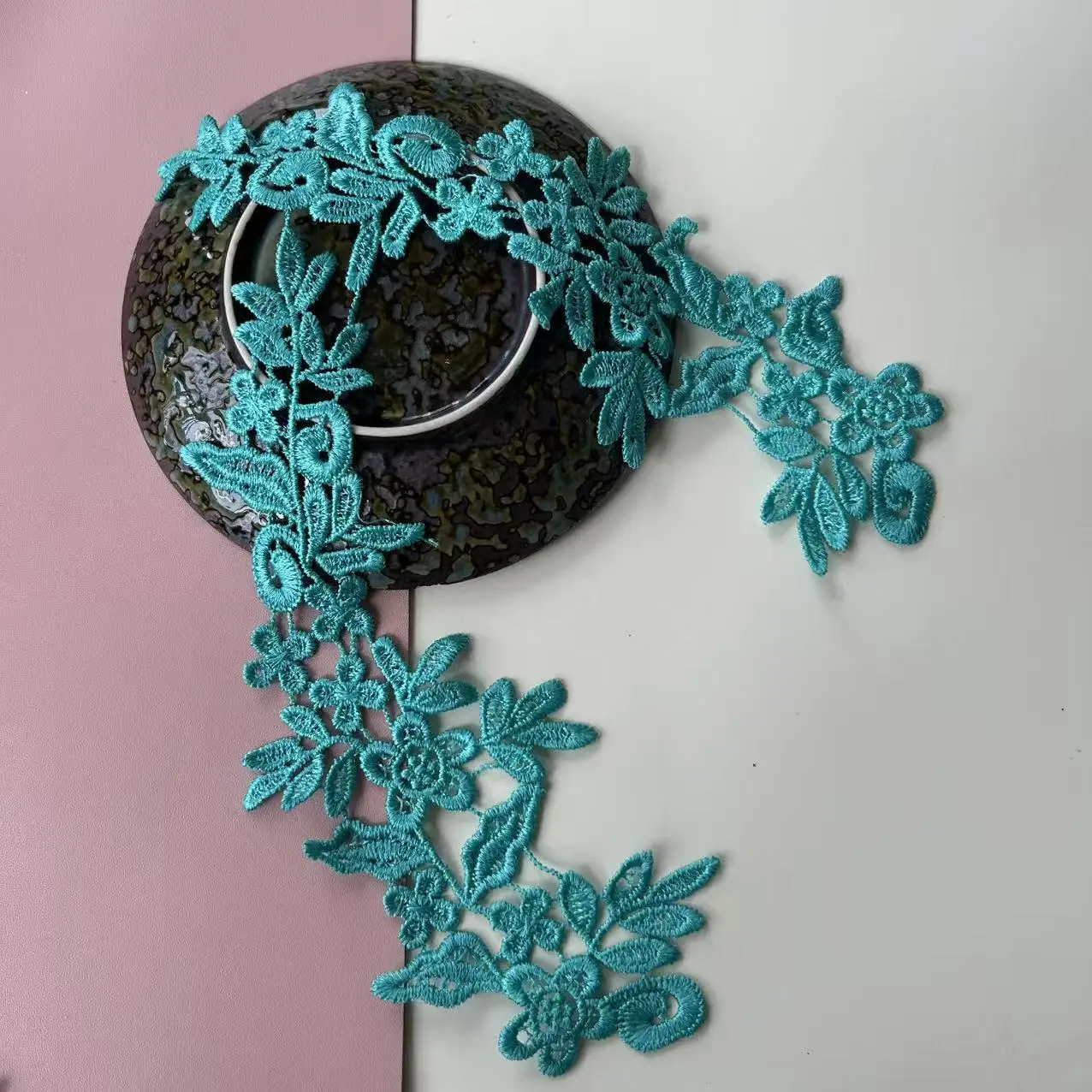 Vibrant Lace Applique Flower Sewing Trims