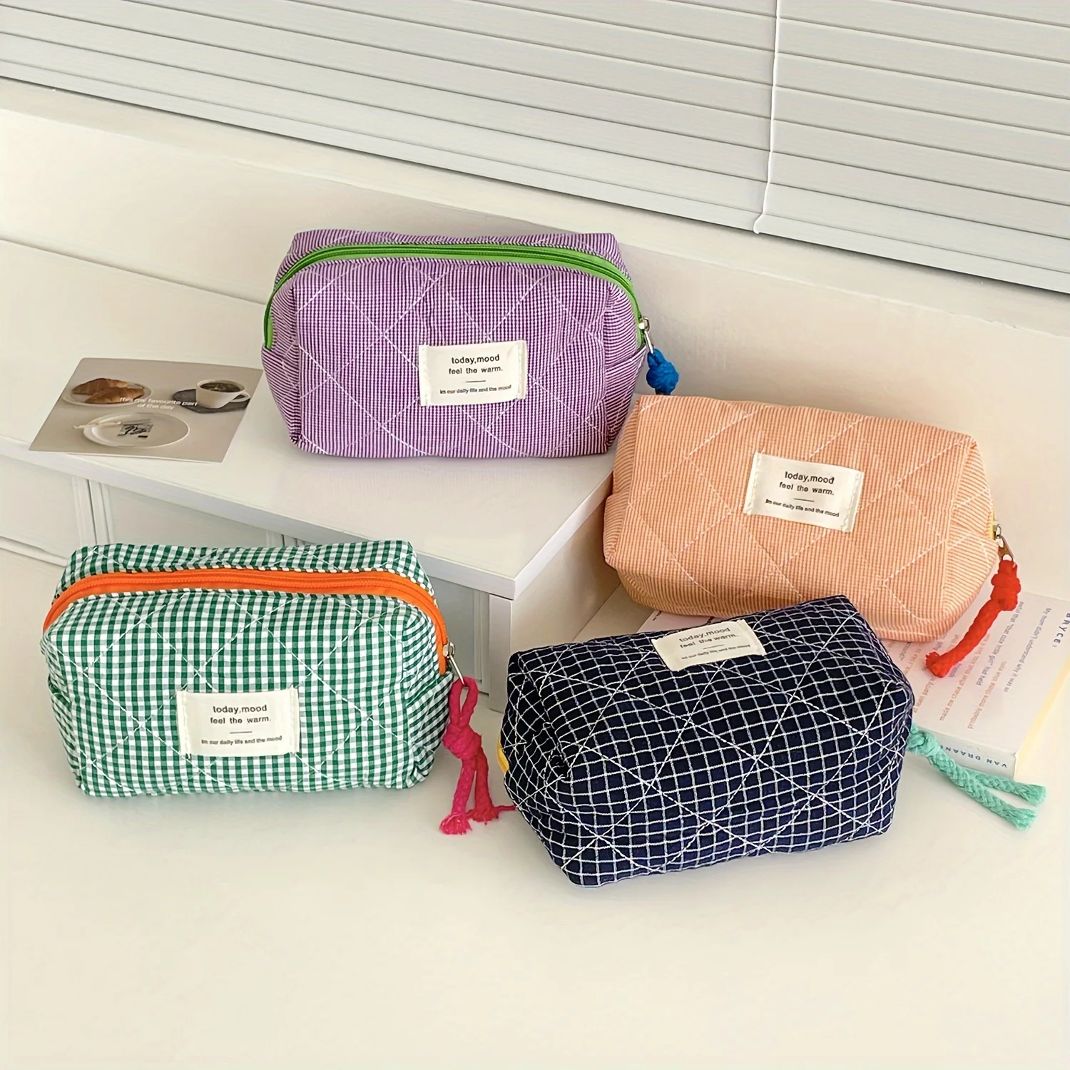 1pc Vintage Plaid Cotton Cosmetic Bag Casual Style Lightweight with Random Print Design  Portable Travel Organizer Pouch 3