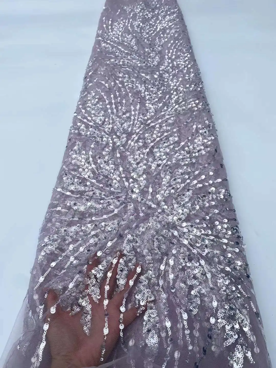 

Super Quality Sequined Fabric Full Colorful Sequins Embroidery French Mesh Yarn Lace For Evening dresses.Weddings Party
