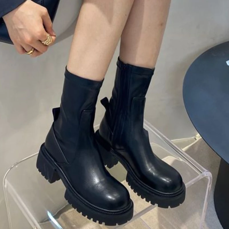 

Мотоциклетные ботинки на платформе, женские мягкие кожаные ботинки на толстом каблуке, женские осенние удобные повседневные ботинки