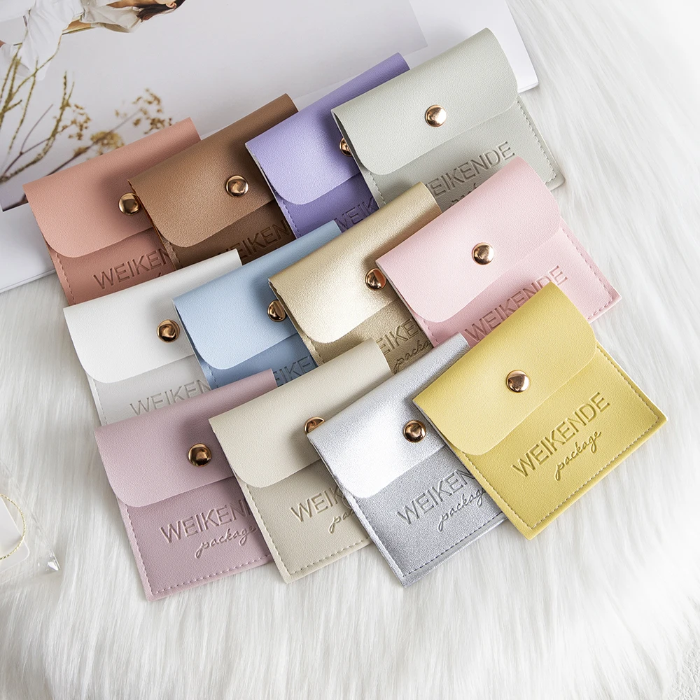 50 PU 가죽 버튼 파우치 8X8cm 링 귀걸이 목걸이 패키지 생일 선물 사탕 선물 가방 맞춤형 로고 쥬얼리 포장