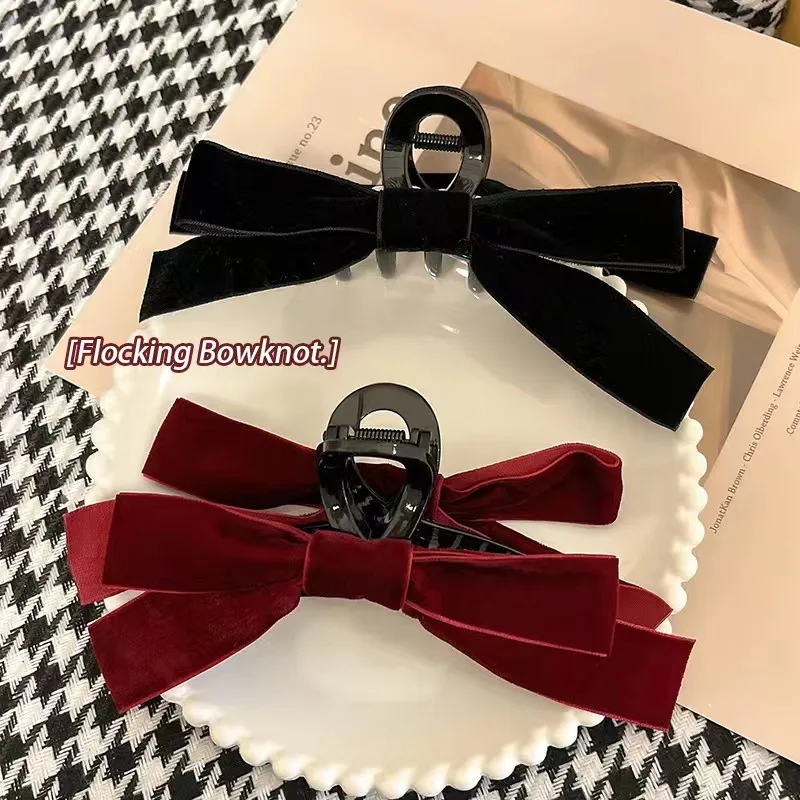 

New Black Flocking Bow Hair Clip For Women Fashion Elegant Velvet Big Bow Hair Claw Ponytail Barrette Heawear Hair Accessories