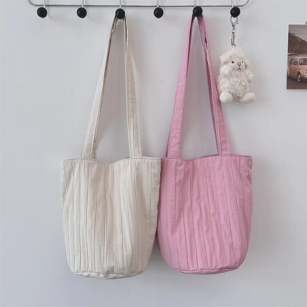 Portable Faionable Women's Buet Bag Striped Foldable Single Oulder Handbag Op Bag Soft Polyester Casual Trend Ladies Hand Bags