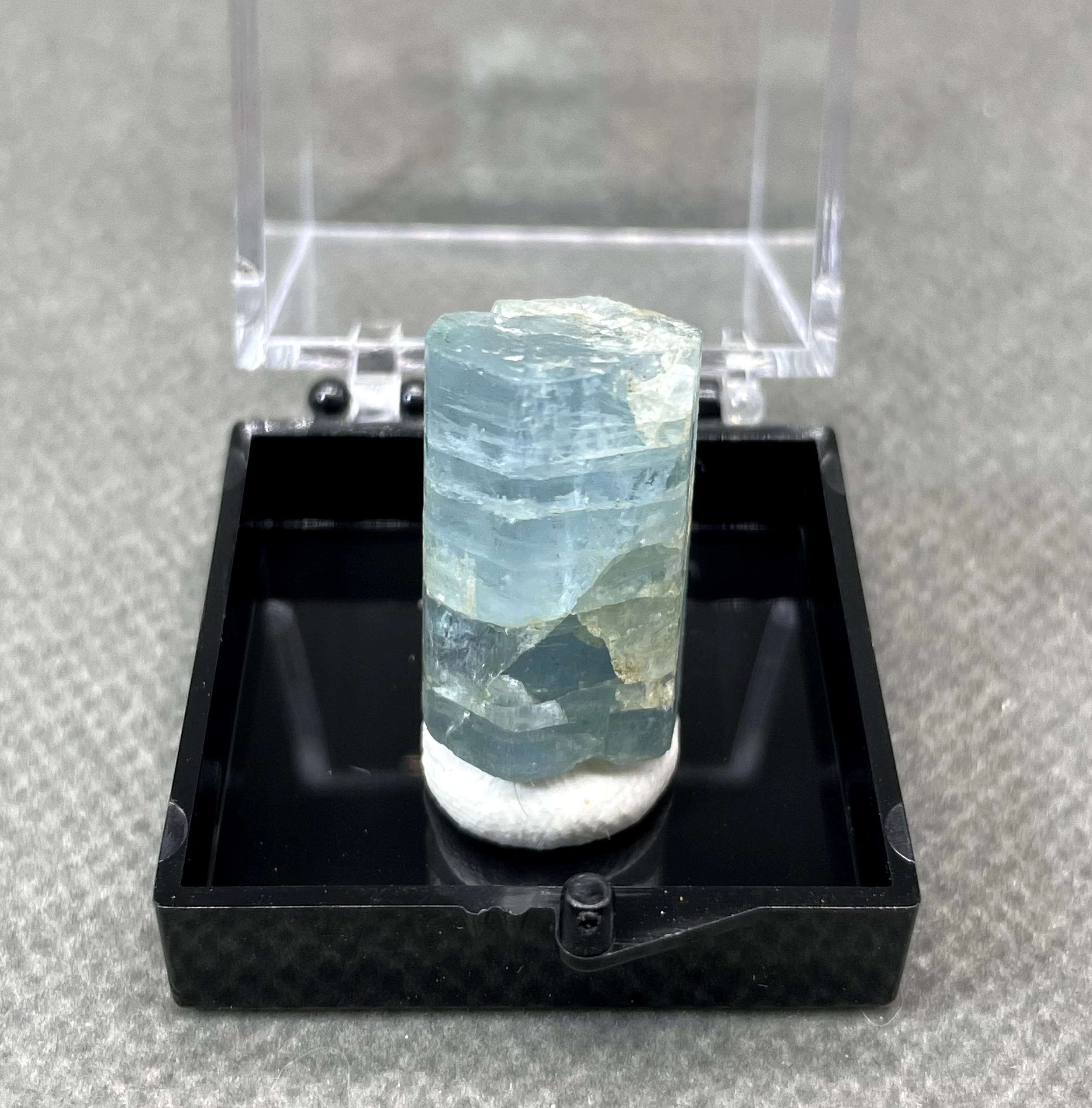 Natural Brazil Aquamarine Mineral specimen + box size 3.4cm + healing quartz crystals and stones rock gemstone 4