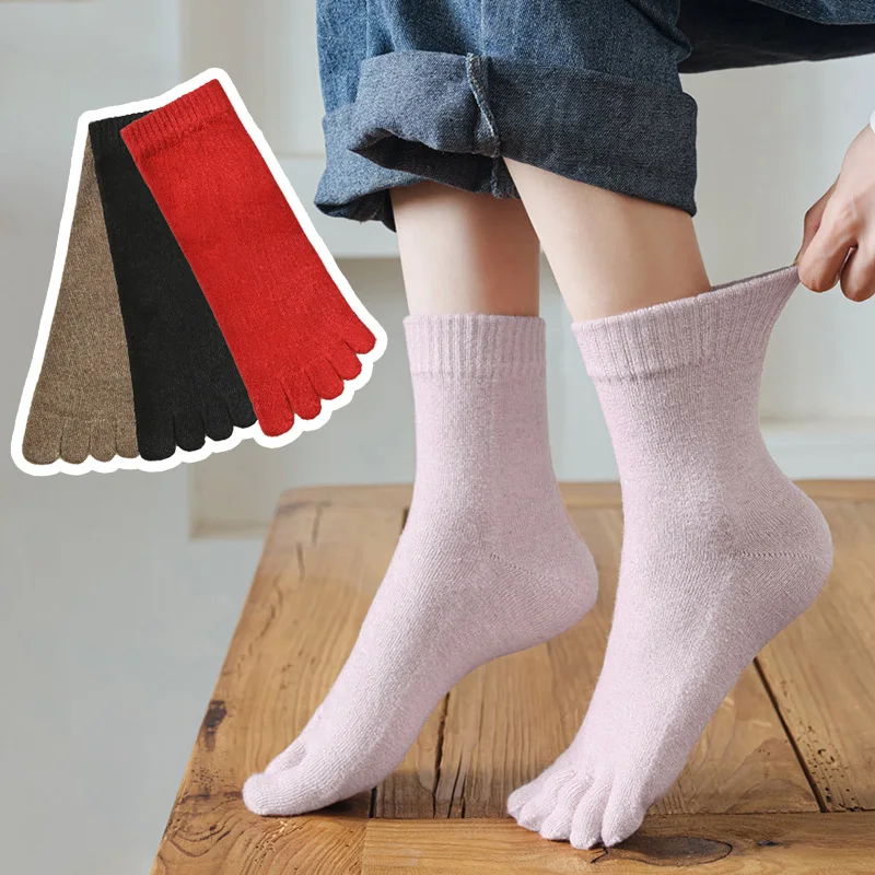 

1 Pairs Women Wool Socks with Toes Winter 5 Fingers Mid-tube Solid Color Thick Sweat-absorbent Warm Woman Casual Split Toe Socks