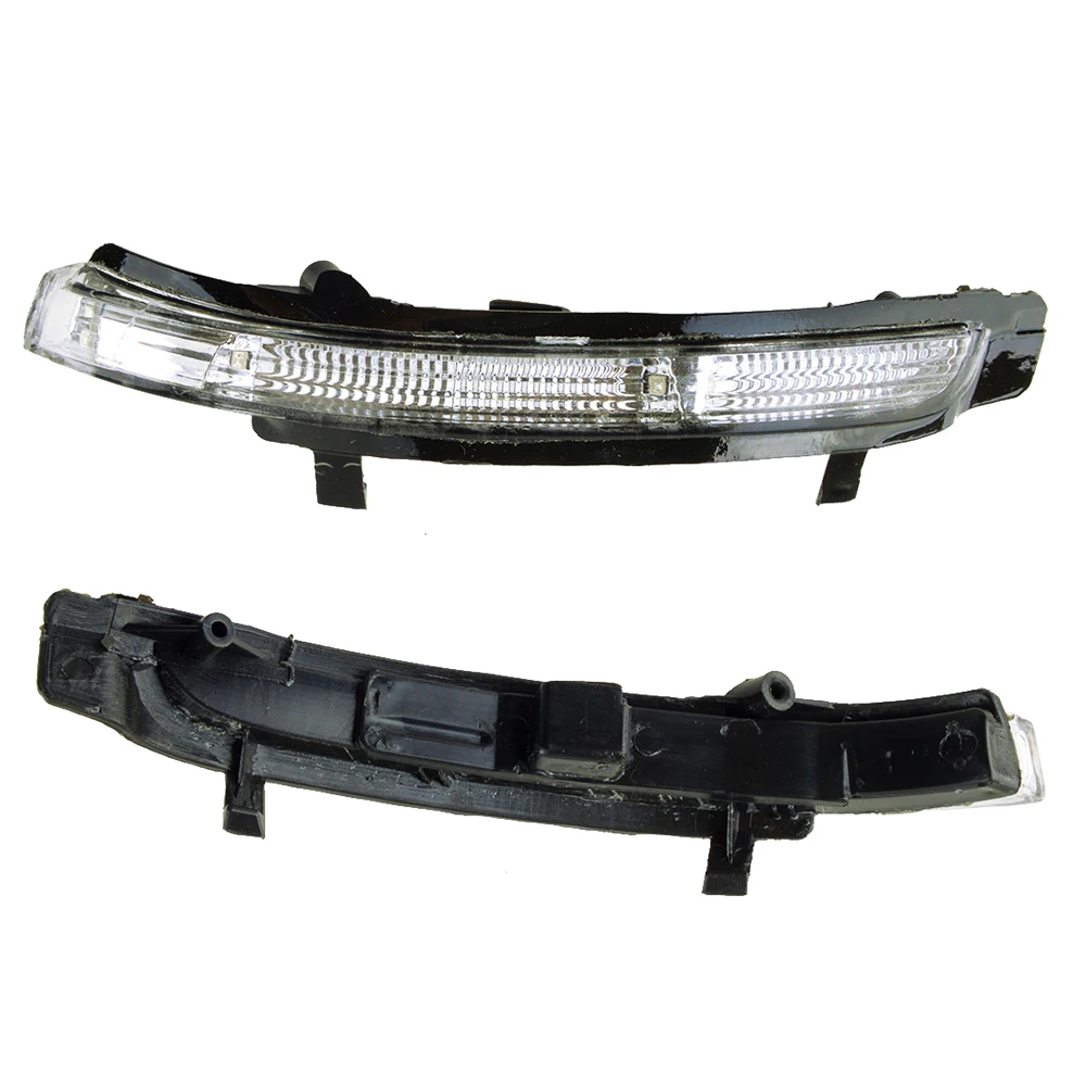 3T0949101 3T0949102 Wing Mirror Indicator Turn Signal Light Fit for Skoda Octavia 1Z5 2009-2012 Clear Lens Silver Housing