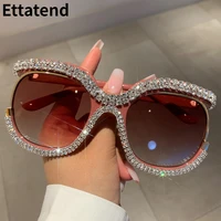Oversized Frame Luxury Brand Sunglasses Women Fashion Round Gradient Sun Glasses Ladies Vintage Eyeglasses UV400 Gafas De Sol 1