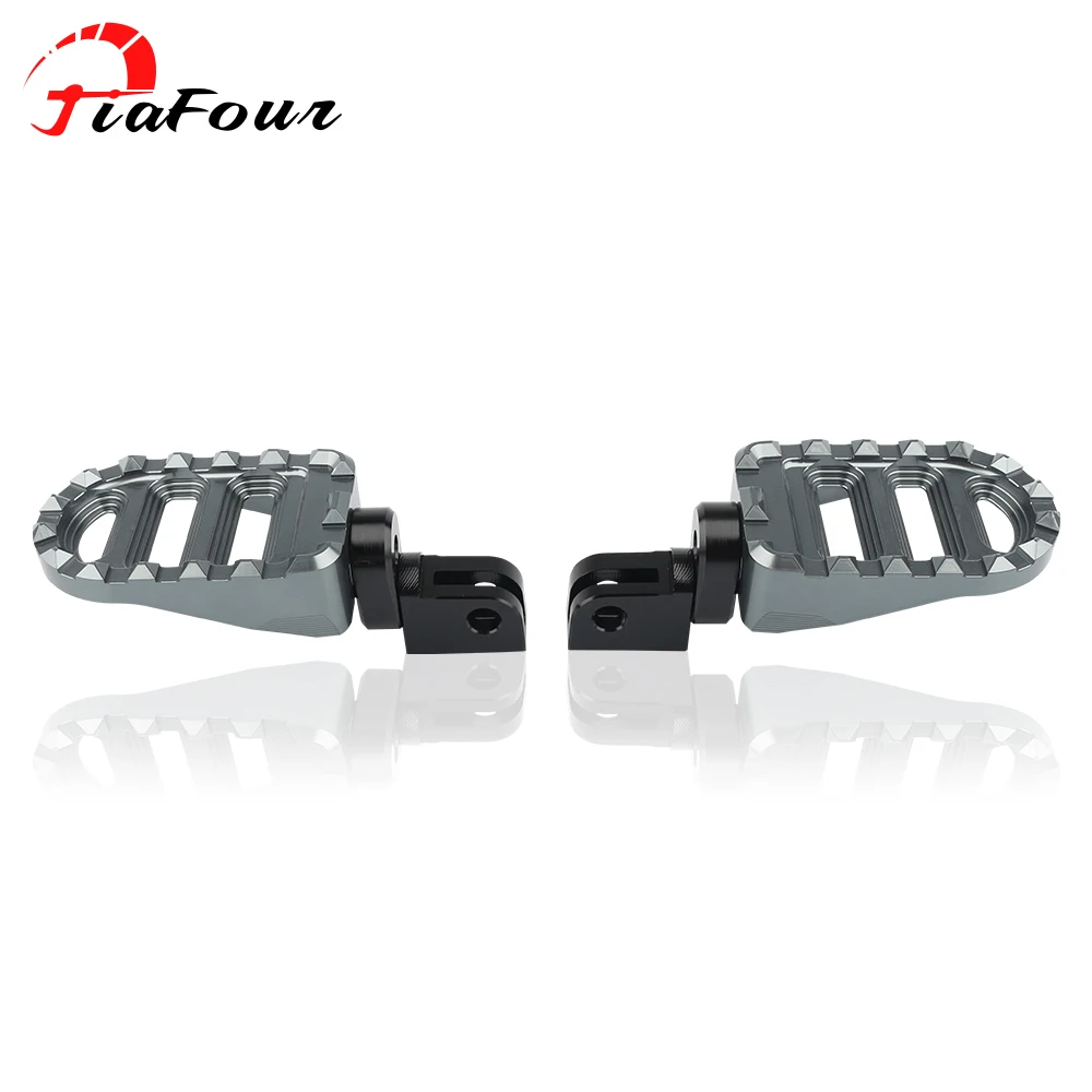 

CNC Footrest Foot Pegs Rests Foot Pedals For V85 TT V100 Mandello STELVIO V7 850 Stone Special Motorbike Accessories Footpegs
