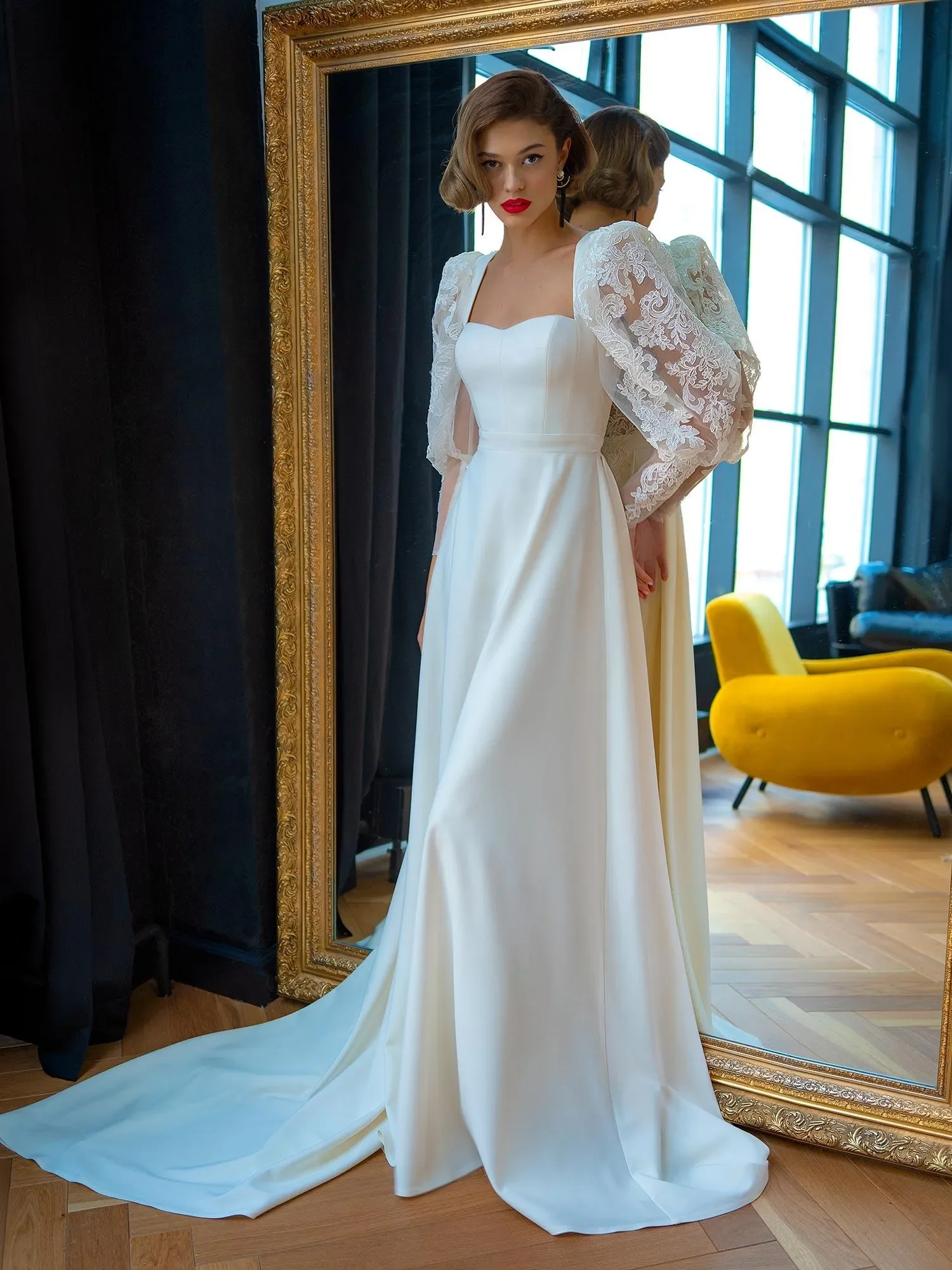 

A Line Wedding Dresses Bridal Gowns Sexy Sweetheart Lace Applique Illusion Long Sleeves Floor Length Boho Beach vestido de novia