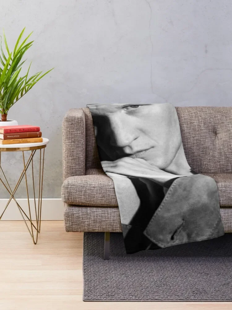 B & W ��Ʈ S. �� ���� �̺�, �ʴ��� ������ ���, �ε巯�� ū ���