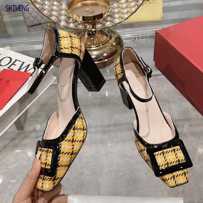 

2023 New Women's Shoes Square Toe Low Heel Pumps Women's Elegant Square Buckle Shoes Geometric Pattern Offoce Wedding Dress Shoe