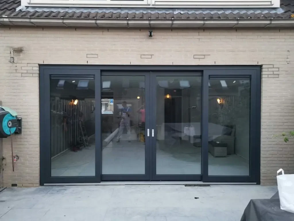 Modern Design Sliding Doors Aluminum Frame Kitchen Sliding Door Double-layer Glass Outdoor Door with Mosquito Net