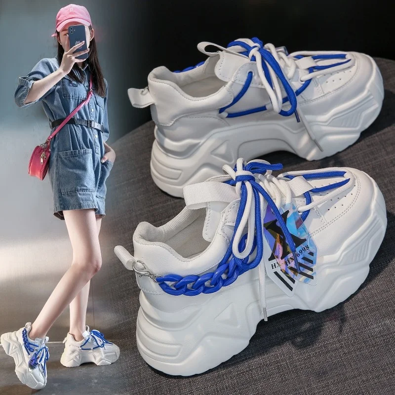 

Женские кроссовки на массивной платформе, Белые Повседневные кроссовки с цепочкой, спортивная обувь для улицы, удобная прогулочная обувь, новинка весны 2023