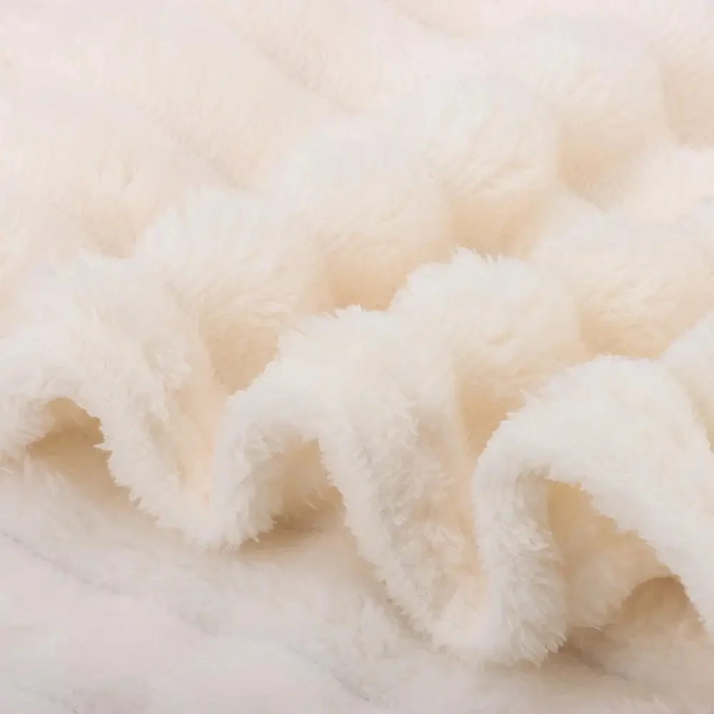 Double Sided Warm Blanket - fold demonstration