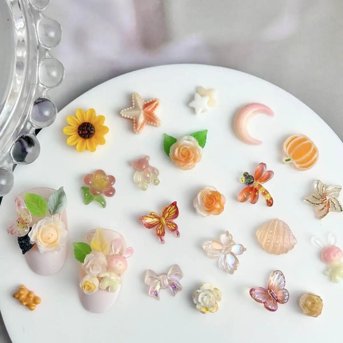 Random Mixed Orange Series Flower Butterfly Nail Charms 3D Resin Sunflower Bear Bow Nail Art Decorations Manicure DIY Supplies 3