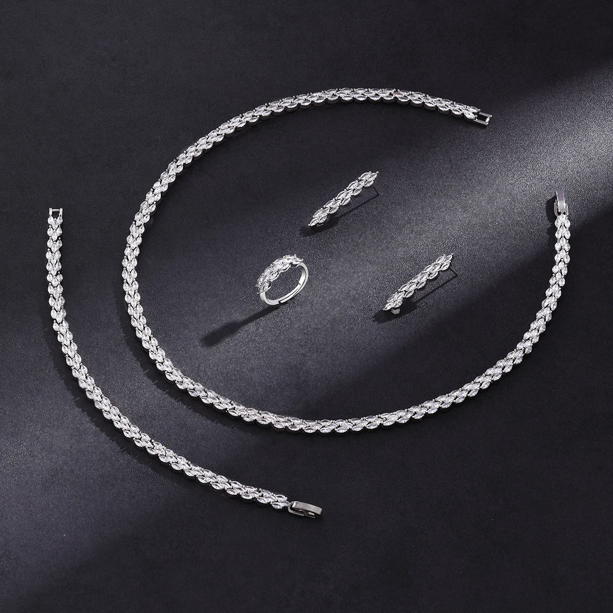 Orecchini A Goccia Pendenti Con Zirconi Cubici AAA, Clip-on, Placcati Oro/rodio, Vari Colori, Eleganti E Ipoallergenici