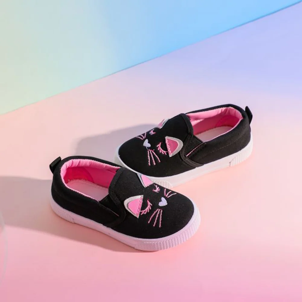 

Feline Fun: Toddler Girls' Canvas Sneakers and Loafers - Cute Cartoon Cat Design for Casual and Playful Little Feet (Ages 1-4)