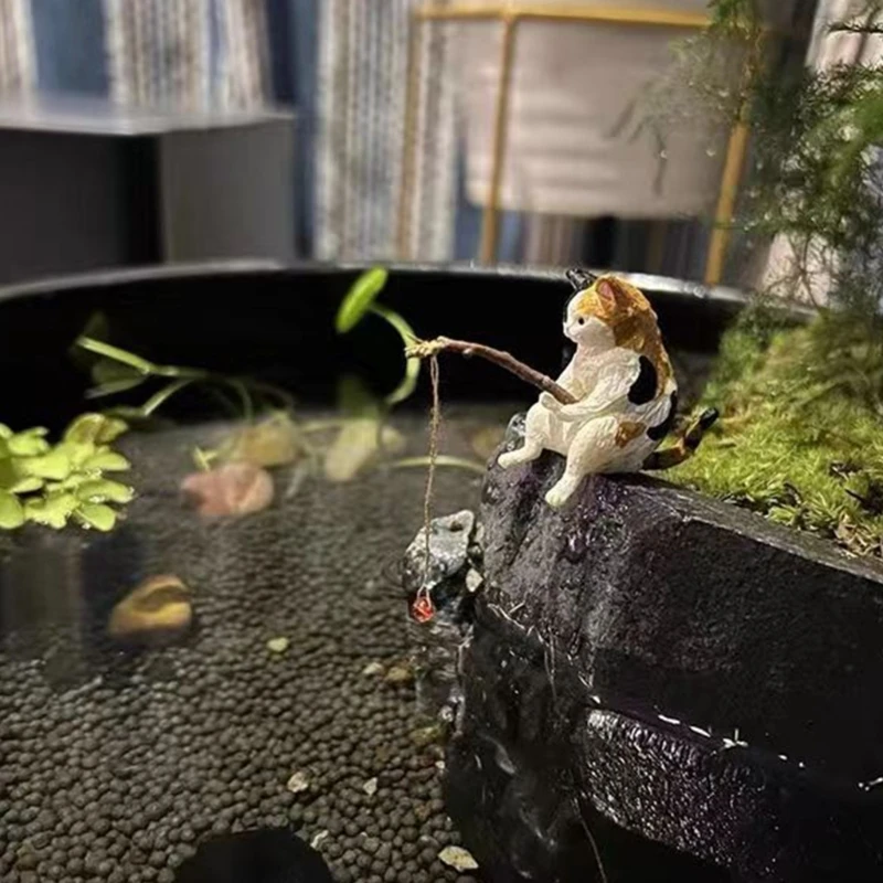 Ornament Crafts Fish Landscaping Fishing Cat Mini Resin Figurine Cartoon Cat Statue for Home Office Aquarium Decoration