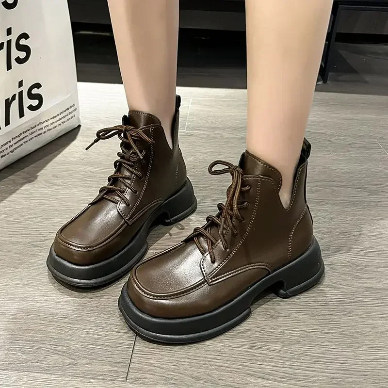 ZZ109 2024 Women's Autumn Anti Slip and Wear-resistant Short Boots Comfortable Thick Sole Fashionable Versatile Boots 2