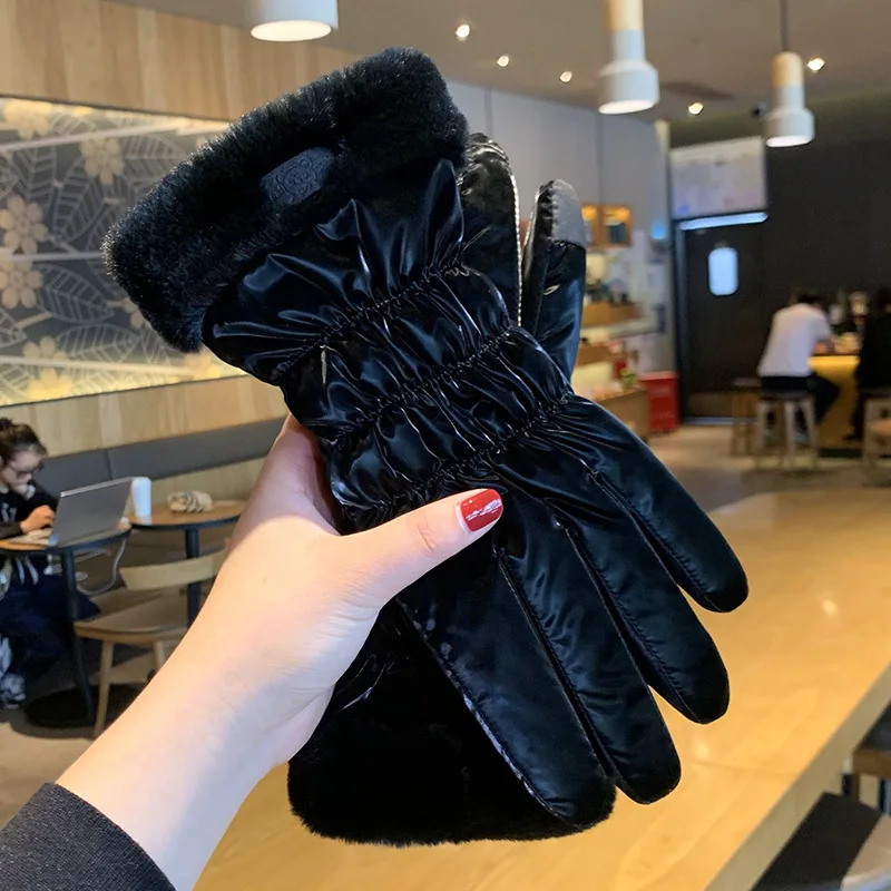 New Fashion Bear Elegant Windproof Waterproof Touch Screen Gloves Winter Women's Gloves Full Finger Hand Warm Skiing Black Glove