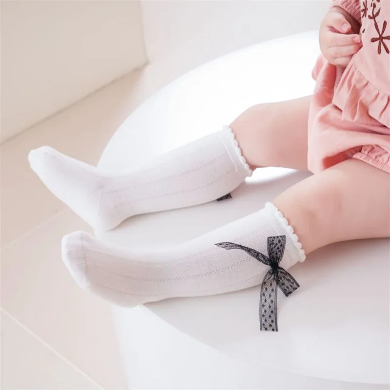 Adorable Baby Girl Lace Ruffle Socks with Bowknot Detail Soft Cotton Princess Mid-Calf Socks for Year-Round Wear