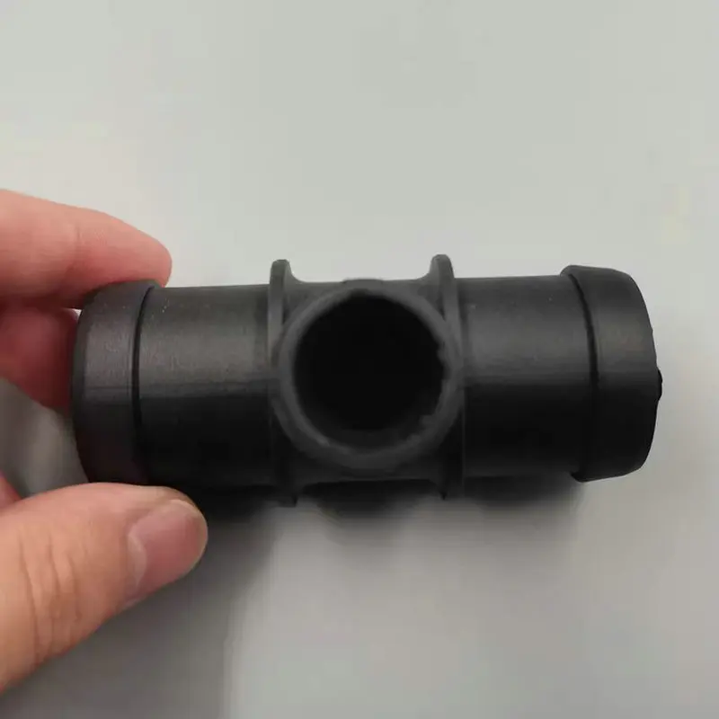Apply to POLO Water pipe joint Water supply pipe joint Tee of sewer 20 * 20 * 16
