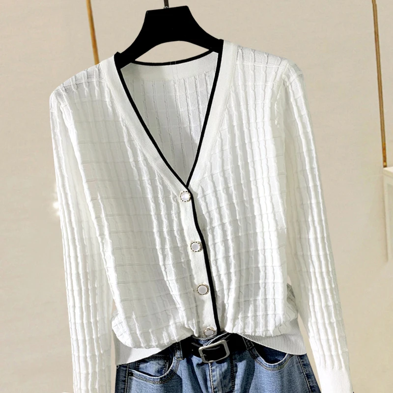 

Lightweight Solid Knitted Women Sweater Cardigan Autumn New V-Neck Loose Long-Sleeved Button Female Outwear Coats Tops