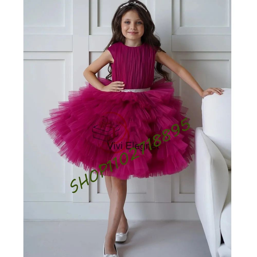 

Burgundy Tiered Sleeveless Fashion Flower Girl Dresses New Pleat Wedding Party Gowns with Belt فساتين اطفال للعيد Zipper Back