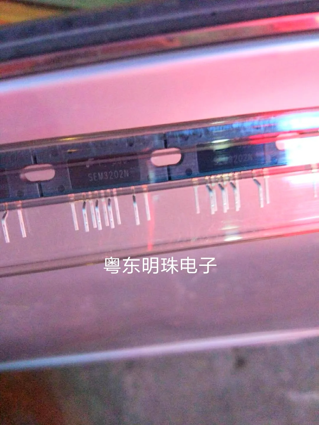 

SEM3202N ZIP IN STOCK