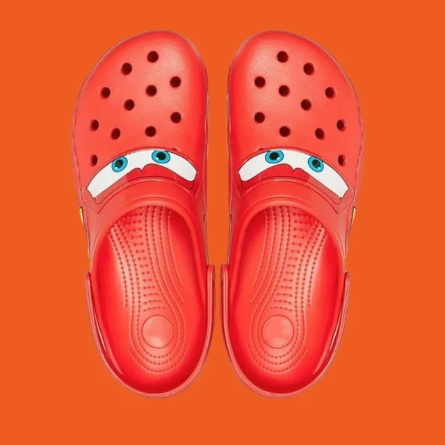 Summer Slippers Men Lightning Mcqueen Man Waterproof Outdoor Beach Slippers Holey Shoes Sandals Woman Eva Anime Car Flip Flops 4