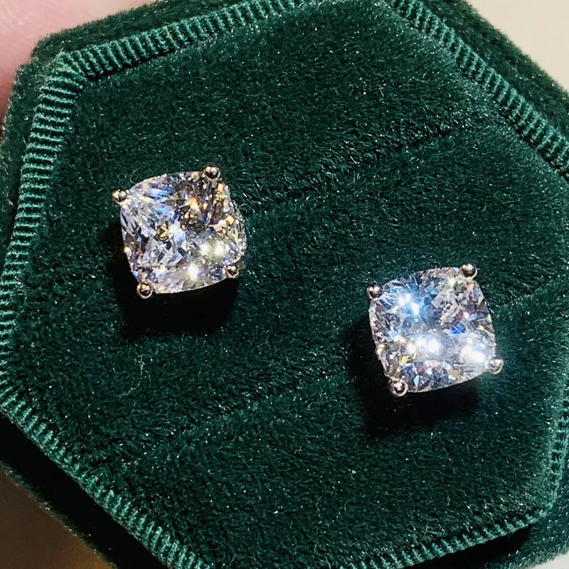 Women's Crystal Cubic Zirconia Stud Earrings Fashion Versatile Female Everyday Earrings Temperament Jewelry