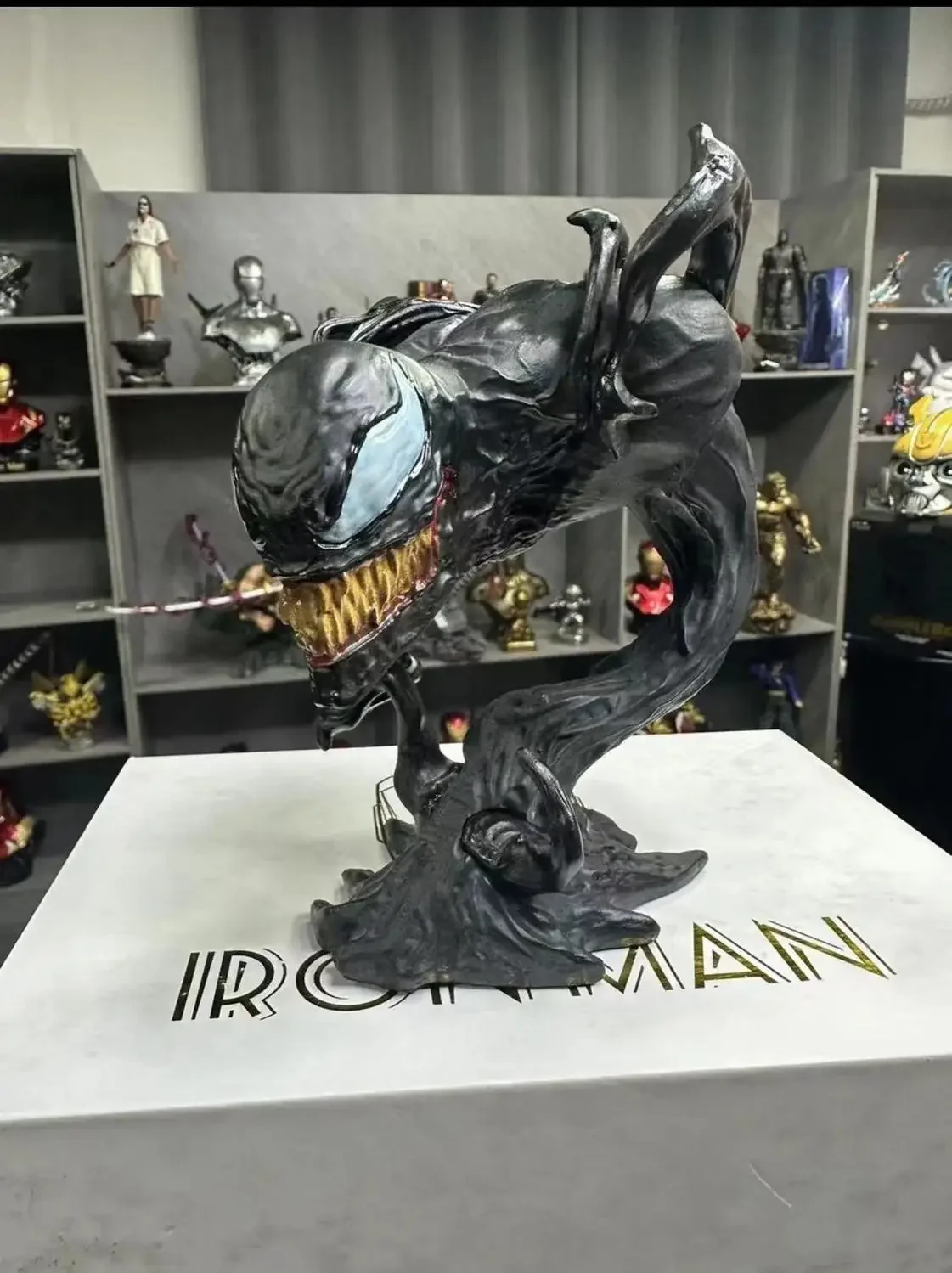 Figura de anime Marvel Venom de 20 cm, modelo personalizado, muñecos de resina, figura de acción, decorativa, coleccionable, juguetes para adultos y niños, regalos
