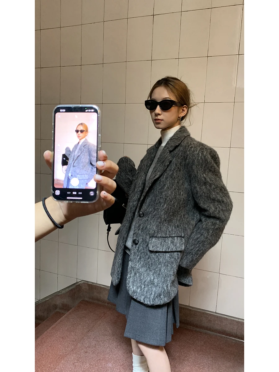 Red Celebri Club Women's Woolen Suit Jaet ort Thiened Autumn Winter ay Color High Design Sense Woolen Coat