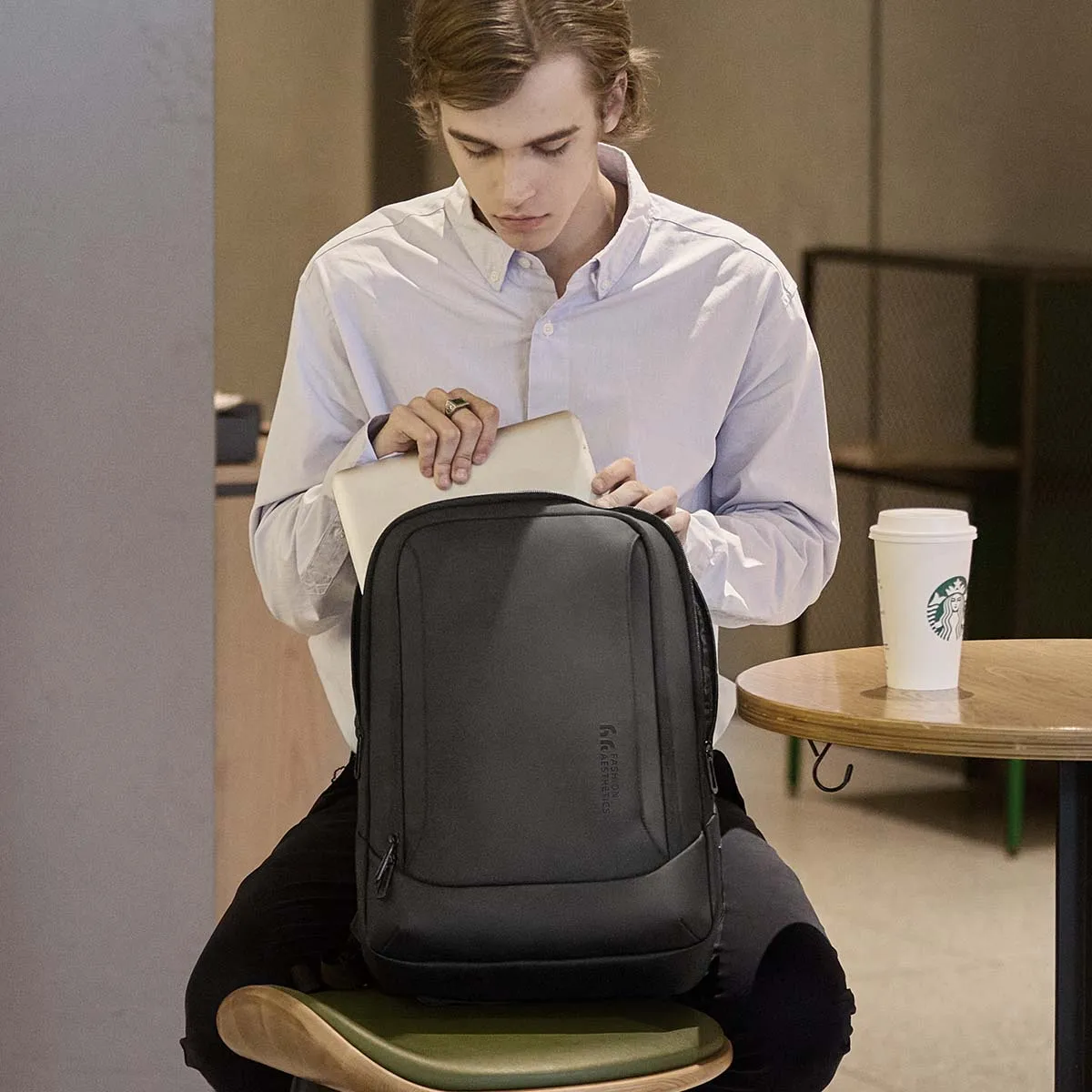 HK Men's Designer Laptop Bag Waterproof School Bags for College Boys Male Business Sports Travel Backpack Men With USB Charging 3