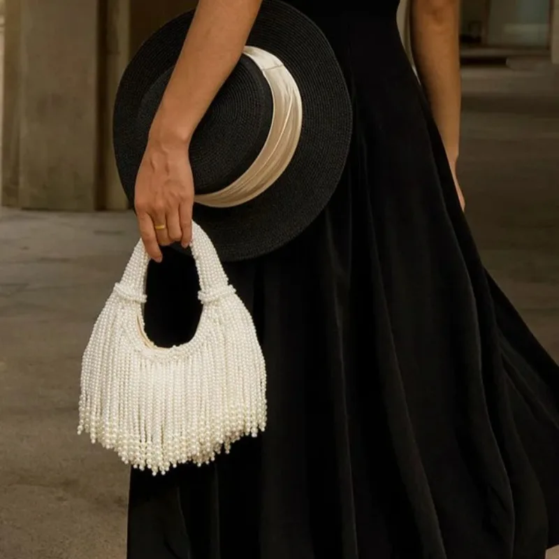 Borsa da sera con manico in perle, pochette di lusso firmata con nappa lunga, borsa a mano da donna fatta a mano dal design alla moda - immagine 4