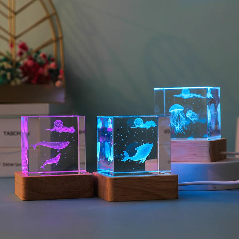 

USB Galaxy Ocean Crystal Cube Wooden Luminous Base Glass Crystal Pillar Desktop Office Desk Atmosphere Night Light Decoration