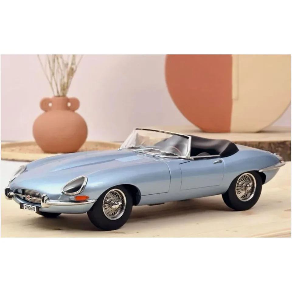 1:12 スケールジャガー E タイプクラシックコンバーチブルスポーツカー