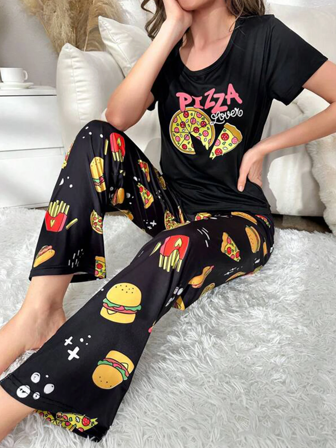Set pigiama da donna Cartoon Pizza Print maniche corte girocollo Top  Allover Print Fast Food icone pantaloni Summer Sleepwear Set Cute -  AliExpress