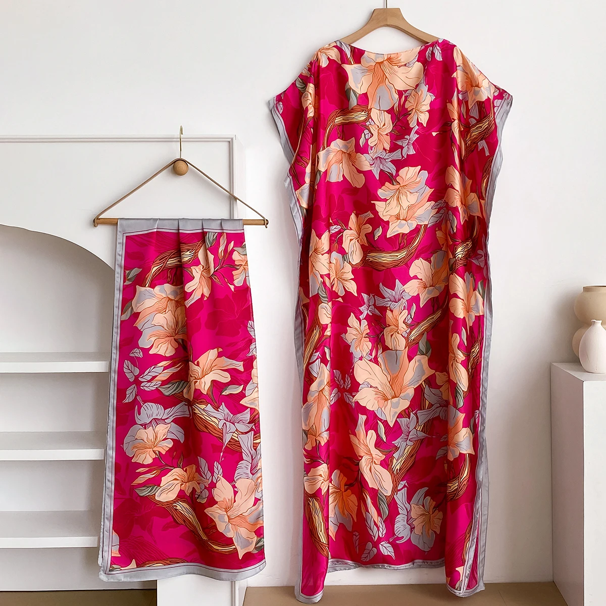 New 2025 Dubai Abaya For Women Summer Short Sleeve Cotton Dress Gold Stamping Loose Lady Maxi Islam African Dress With Big Scarf