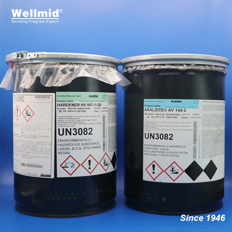 Description Picture 6 of itemAraldite 2013 Metal coloured 2 component epoxy paste adhesive Low shrinkage Good environmental and chemical resistance AB glue