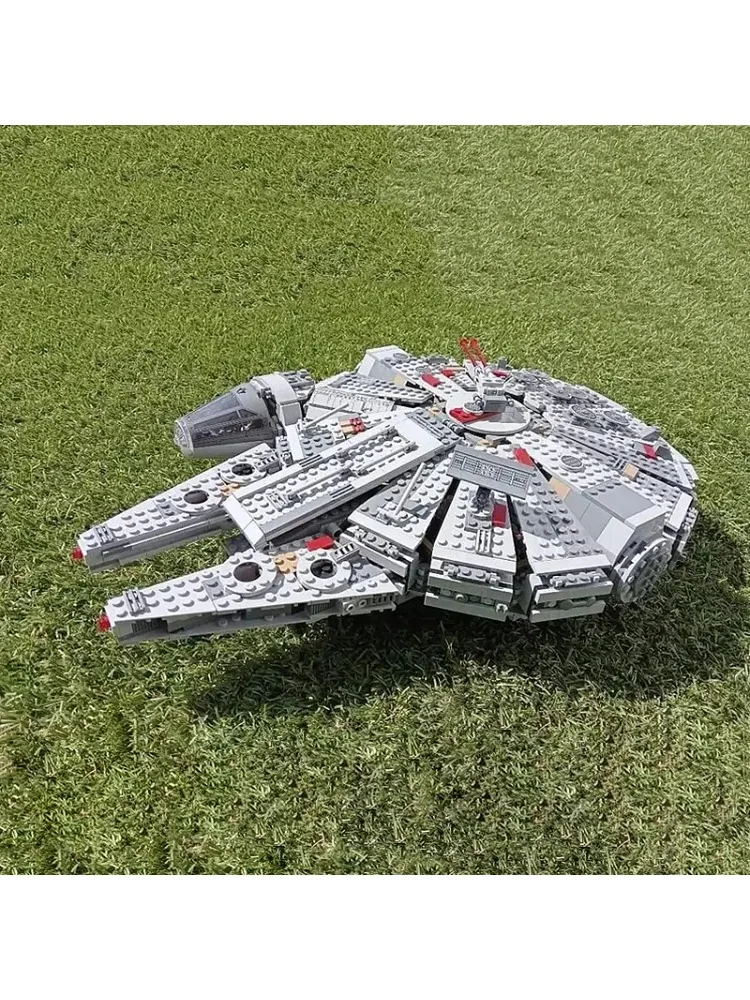 

Falcon Compatible 75105 Millennium Spaceship Bricks Building Block Toys for Boys Gift for Kids Model Kits for Adults Constructor