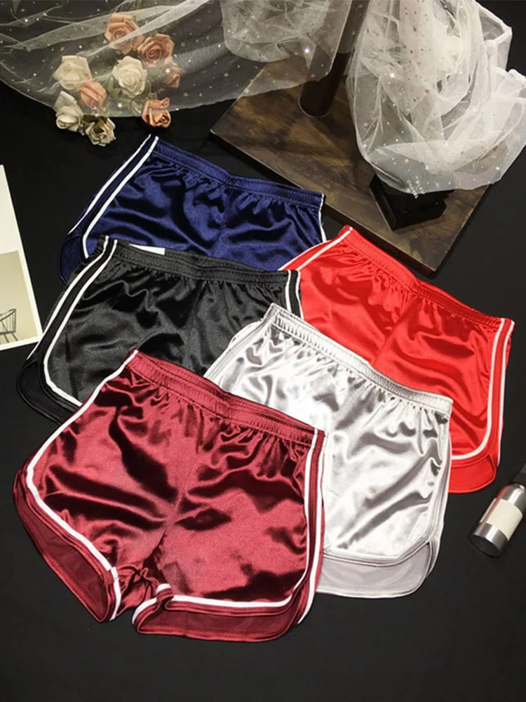 New 2022 Women Shorts Summer Silk Slim Beach Casual White Egde Shorts