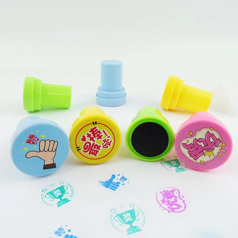 10Pcs/bag Children Award Praises Emoticons Seal Fun Teacher Comments Encourage Stamp DIY Scrapbooking Seal Funny Kids Toy Gift